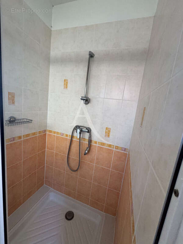 Maison à PUY-L&#039;EVEQUE