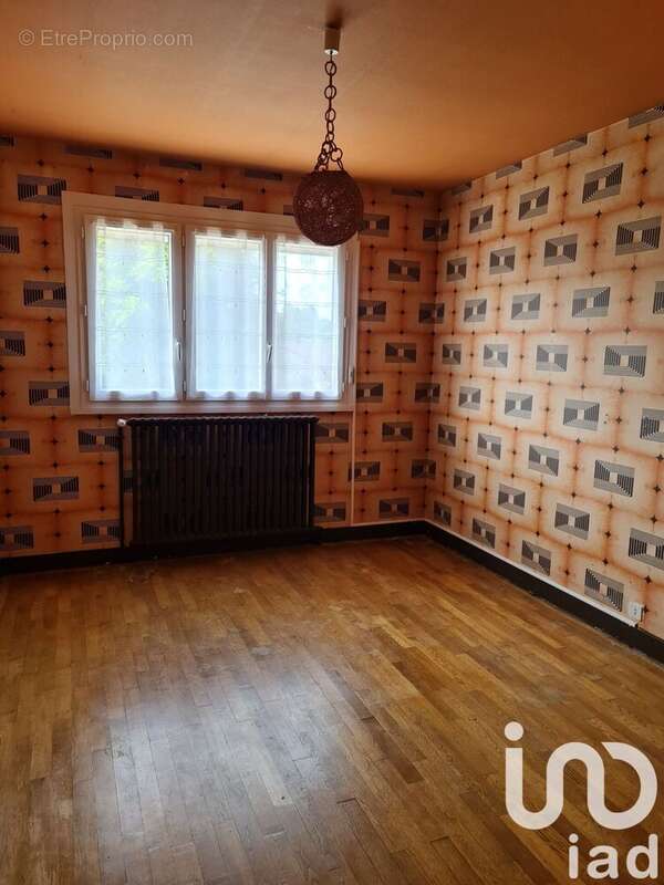 Maison 88 m² à Saint-Saturnin  - photo 8