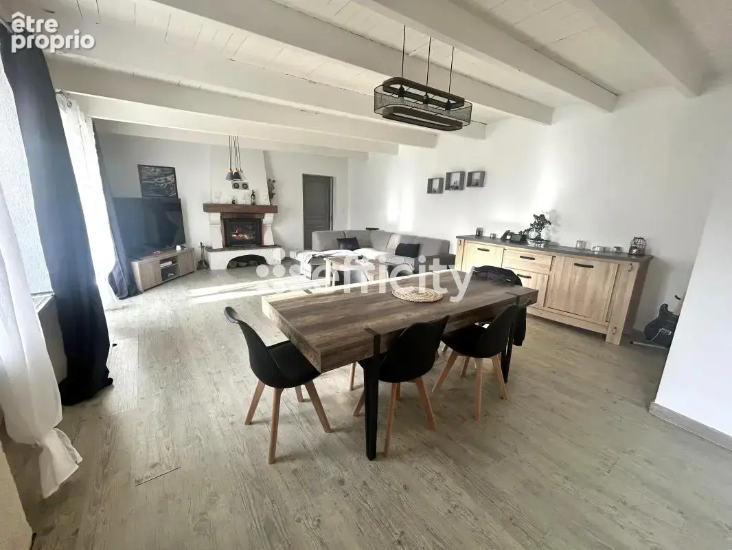 Maison 5 pièces 135 m² à vendre à Limalonges (79190) - photo 2