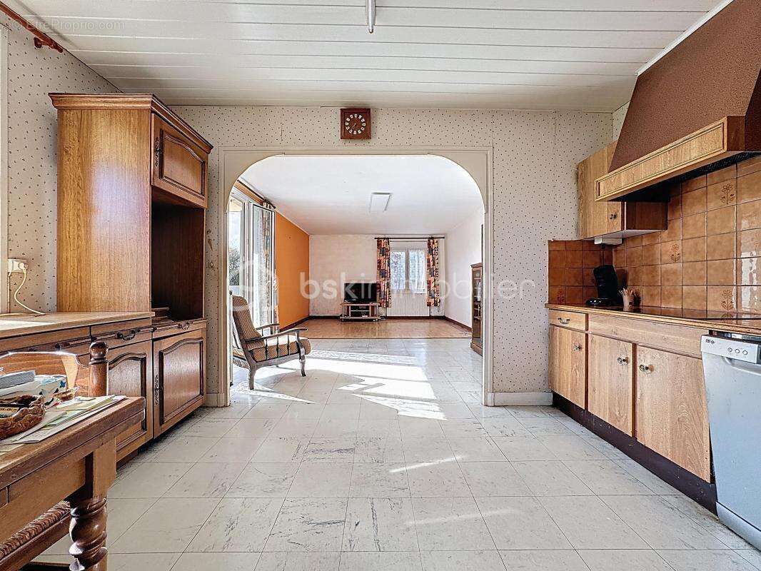 Maison à MONTFARVILLE