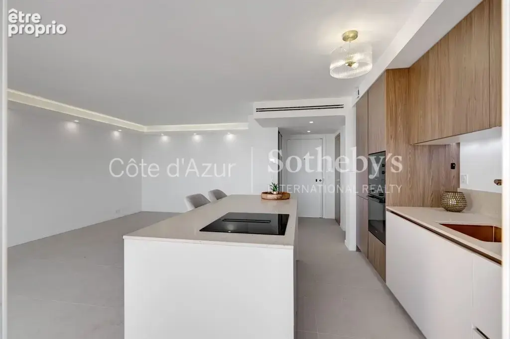 Cannes Californie, appartement rénové avec terrasse plein sud et vue panoramique sur la mer - photo 10