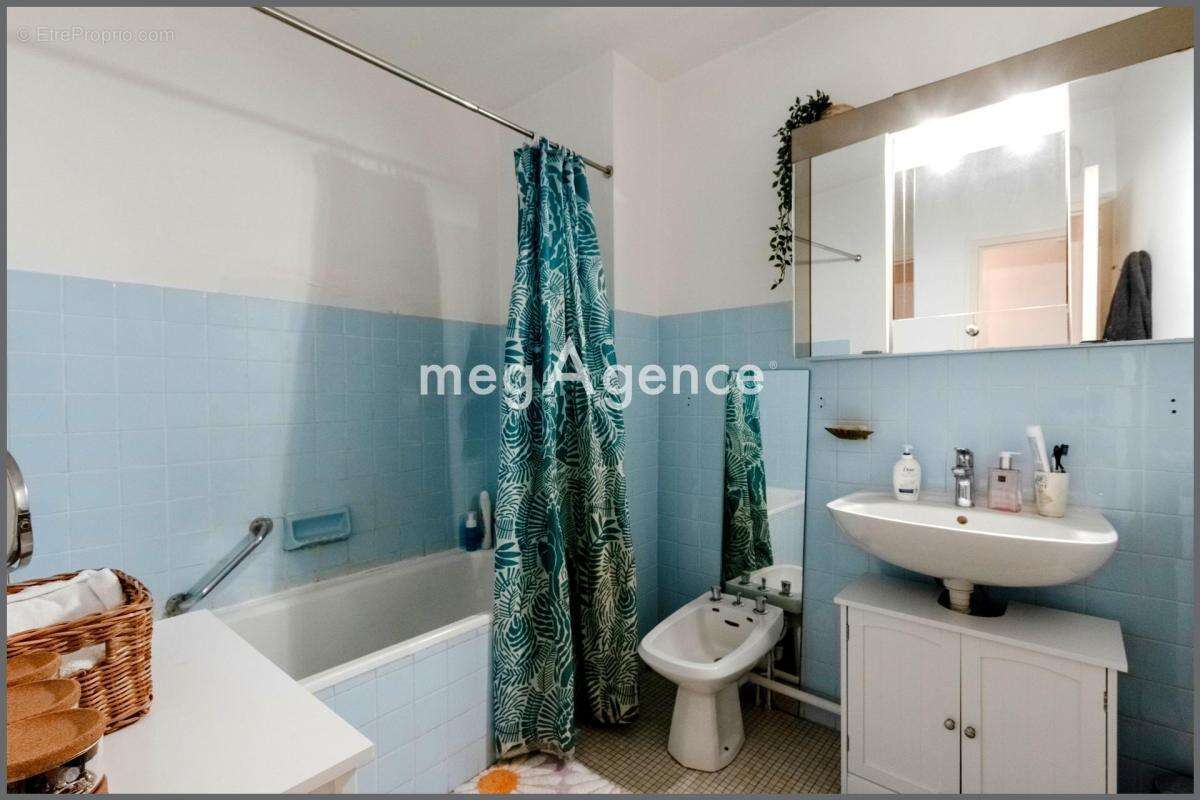Appartement à SAINTE-FOY-LES-LYON