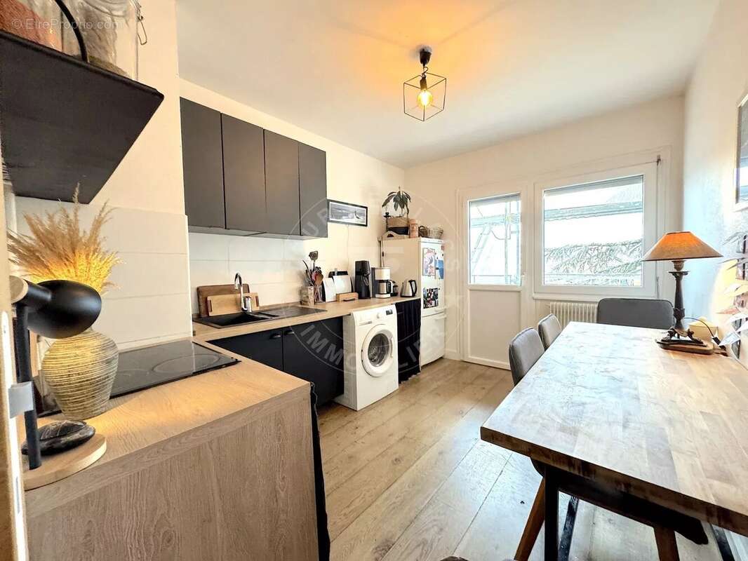 Appartement à ANNECY-LE-VIEUX