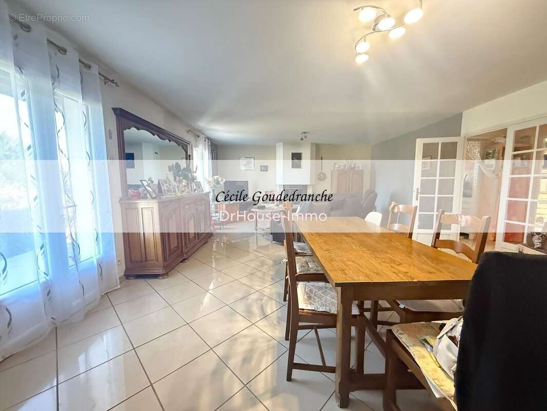 Maison à ARTIGUES-PRES-BORDEAUX