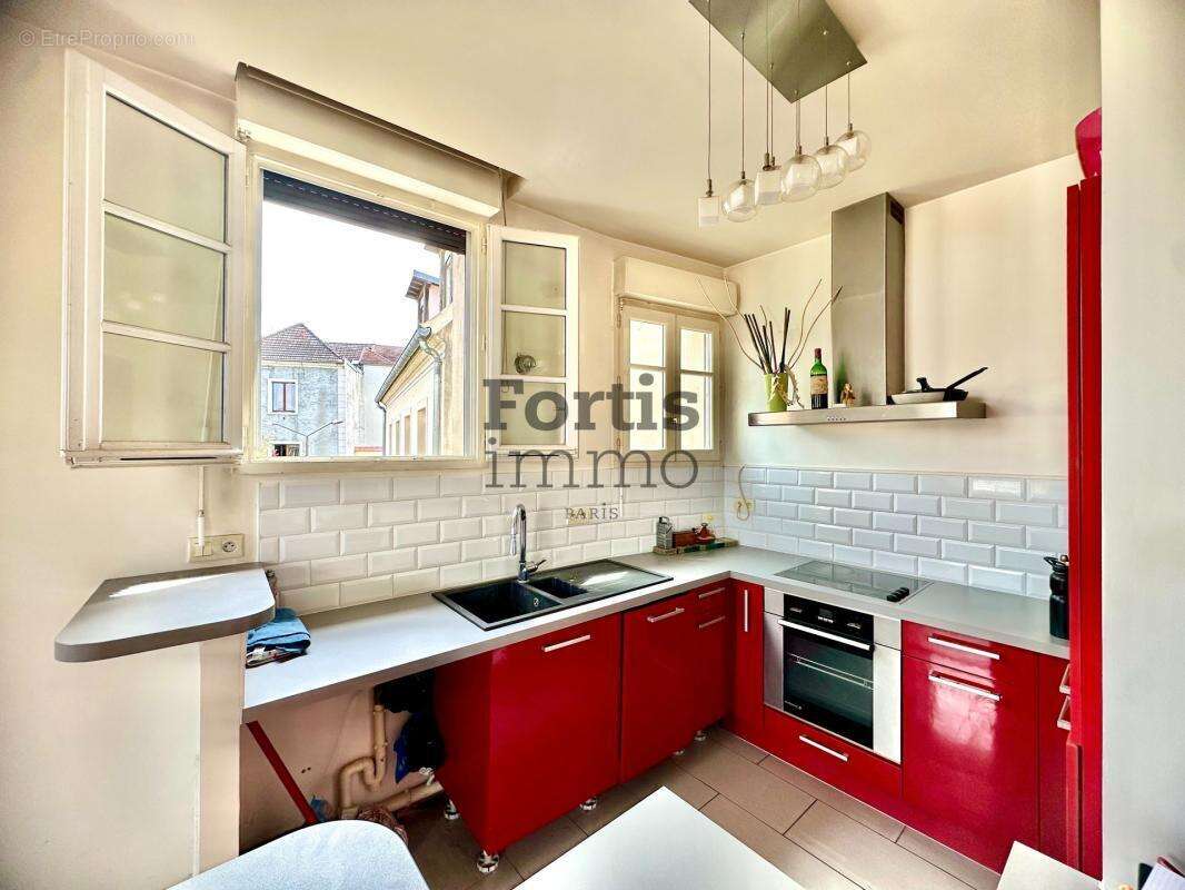 Appartement à CORBEIL-ESSONNES
