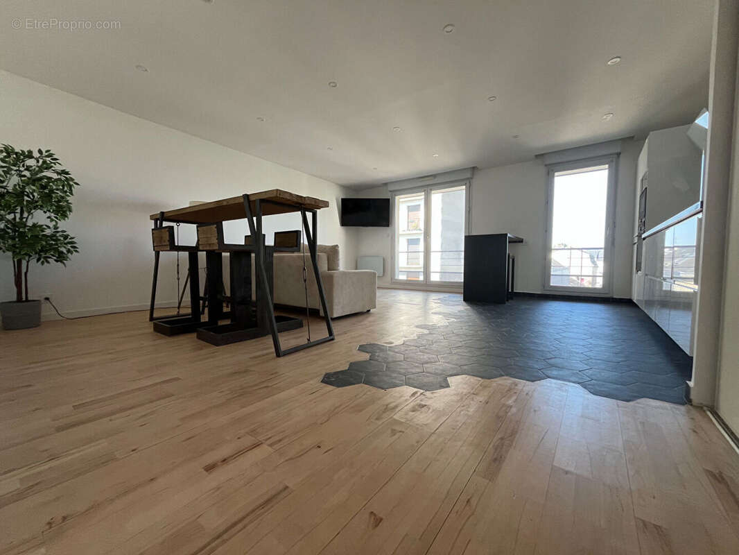 Appartement 71m² à tours - photo 2