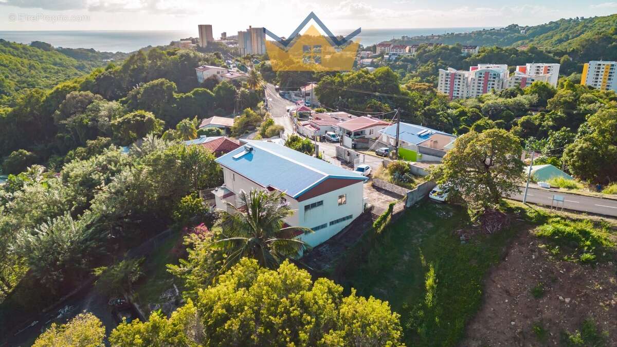 Maison à SCHOELCHER