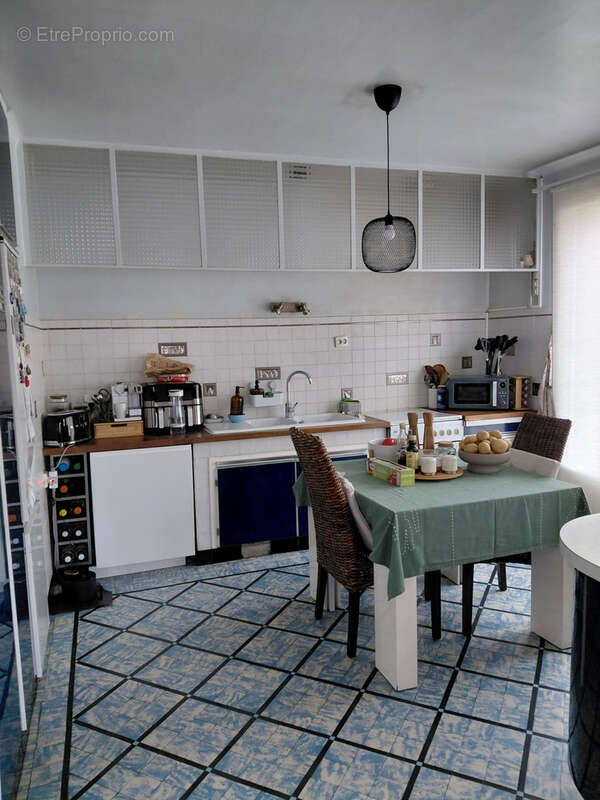 RIS ORANGIS Maison individuelle sur 445 m2 de terrain - photo 5