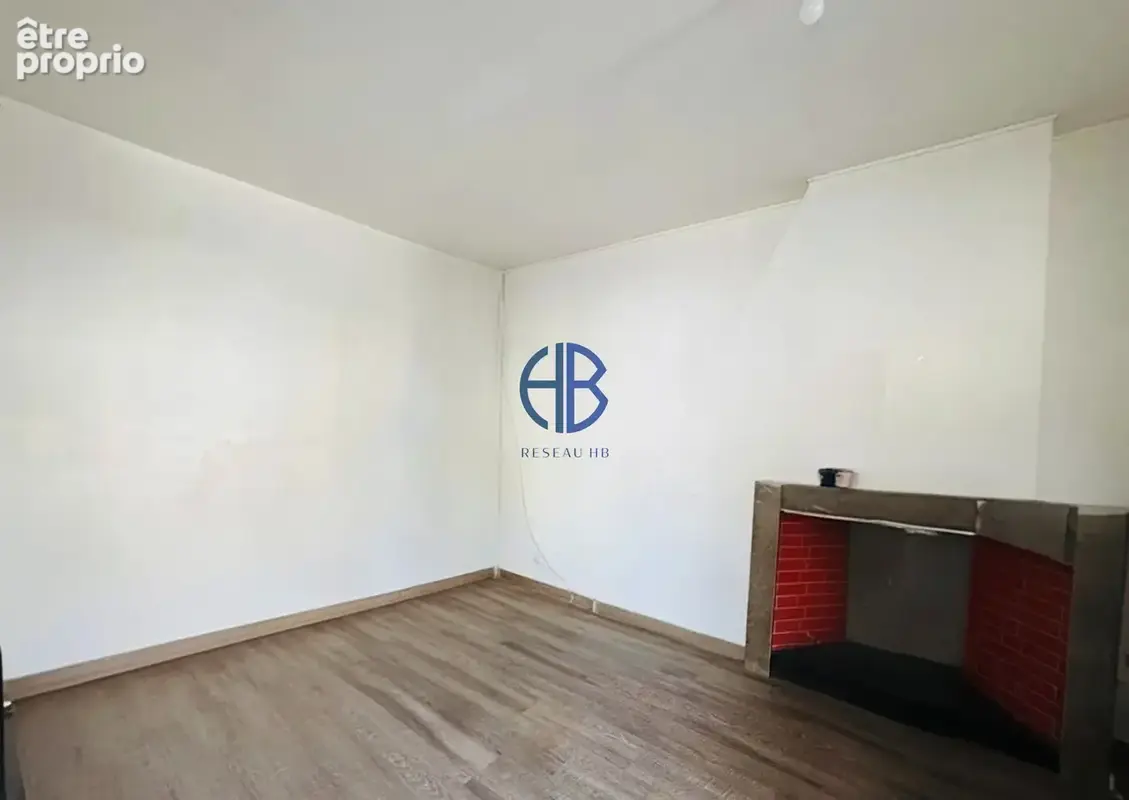 Appartement La Tour Du Pin 2 pièce(s) 49.75 m2 - photo 4
