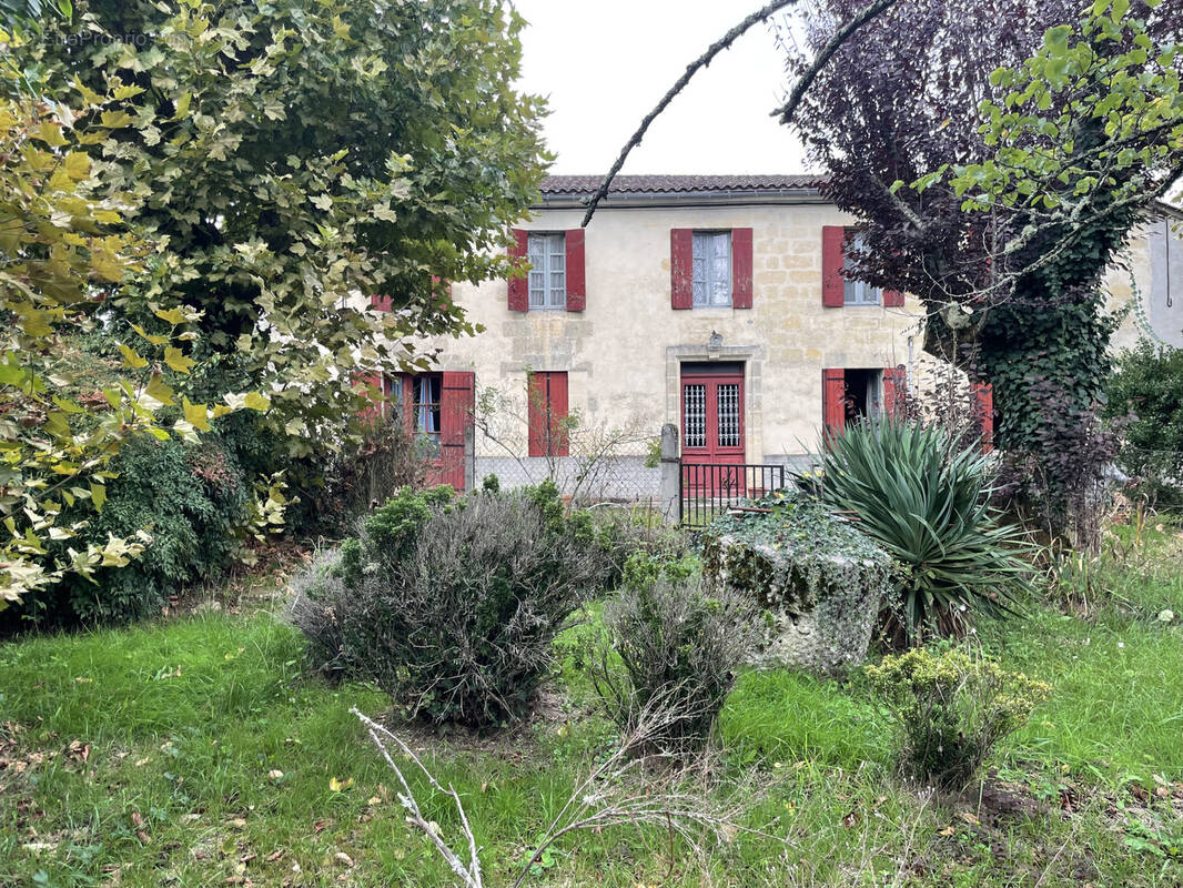 Maison à CASTILLON-LA-BATAILLE