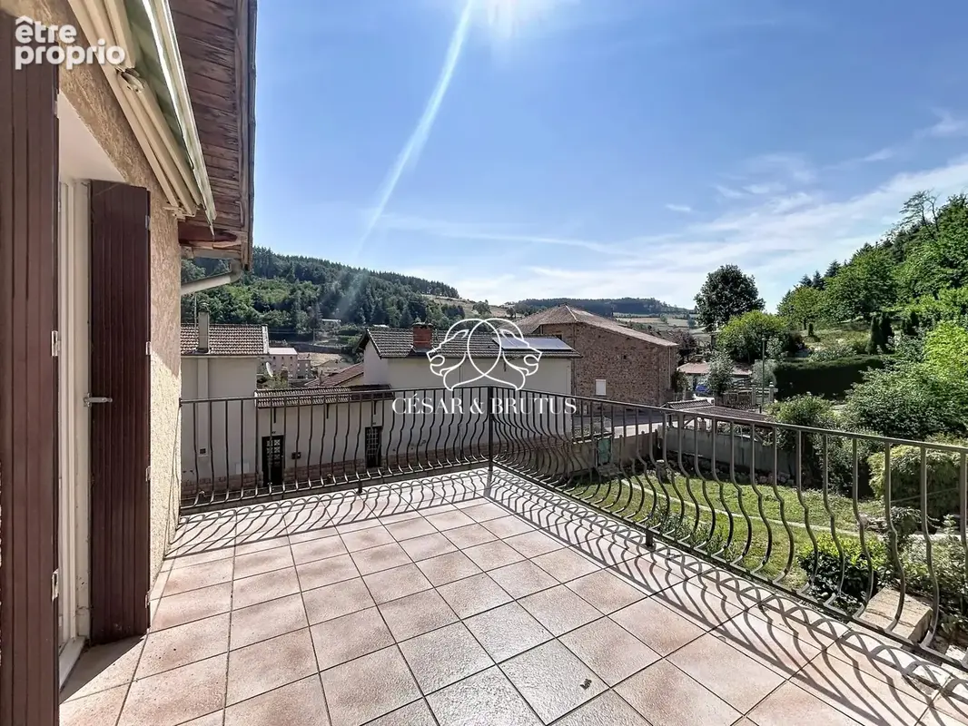 Maison 4 pièces 99 m² à vendre à Thel (69470) - photo 2