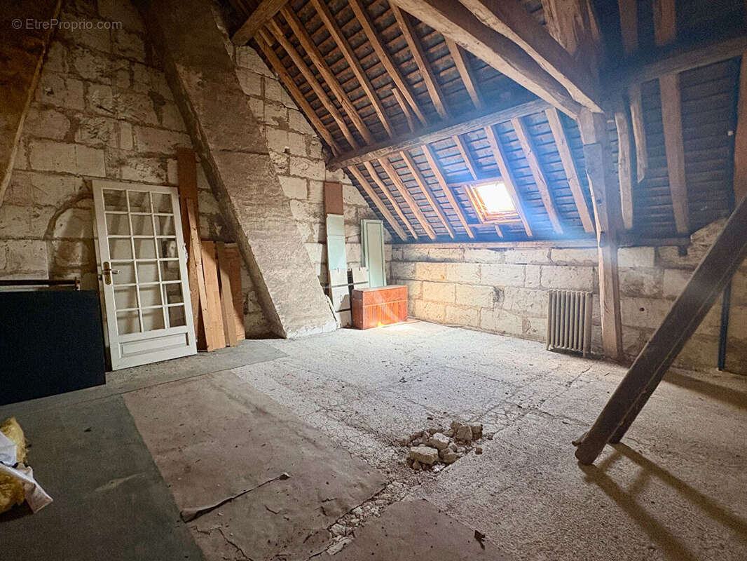 Maison bourgeoise 180 m2 - Saint-Georges sur Cher - photo 13