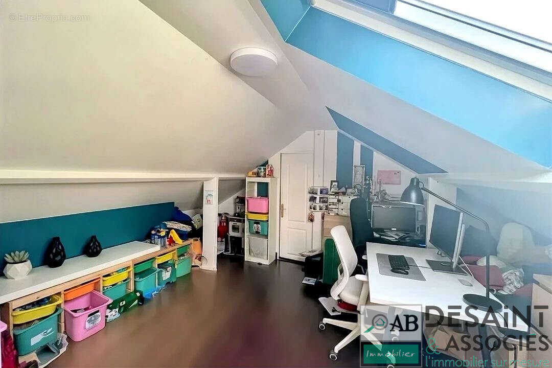Maison à vendre sur Condé Sainte Libiaire 77 m2 habitable avec jardin. - photo 5