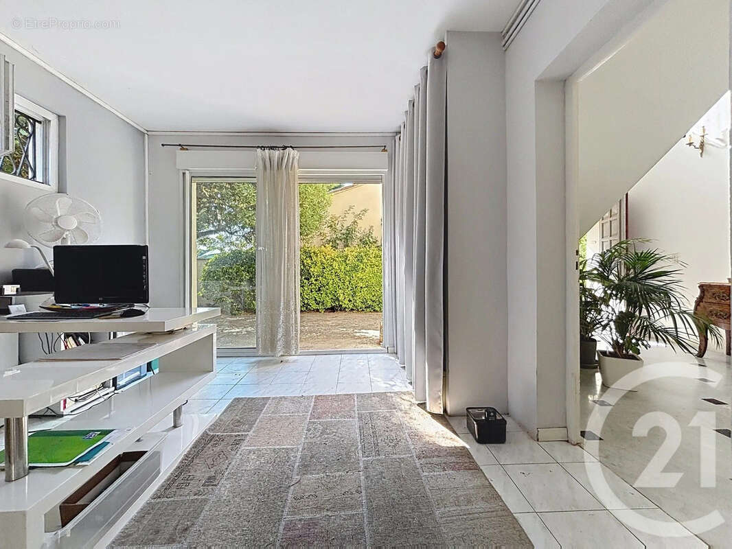 Maison 178 m² à Balaruc-Les-Bains  - photo 10
