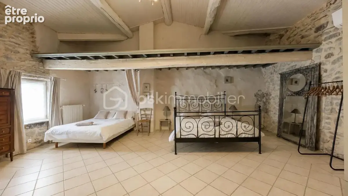 Mas xviiiᵉ en pierre • 340 m² • 8 chambres • piscine chauffée • drôme provençale - photo 18