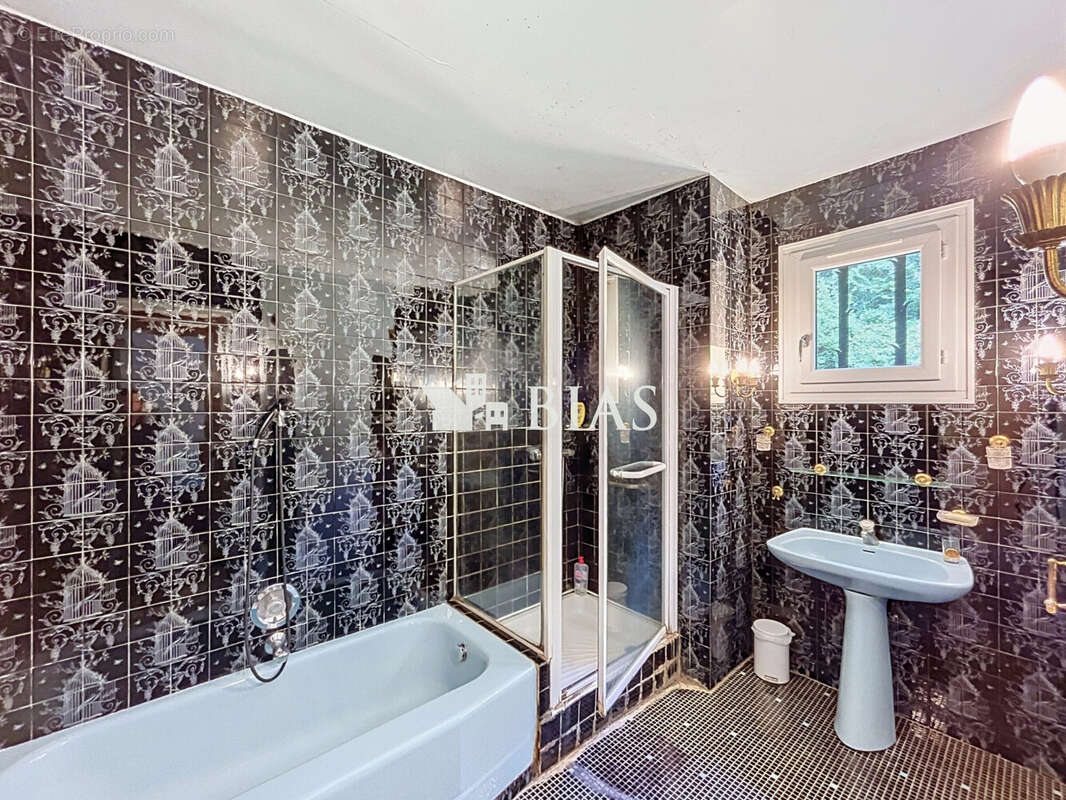Maison 162 m² à Pont-L'eveque  - photo 8