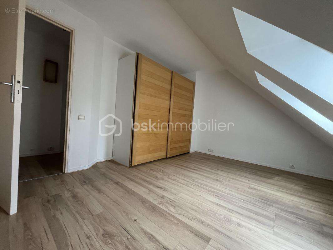 Maison à BAILLY-ROMAINVILLIERS