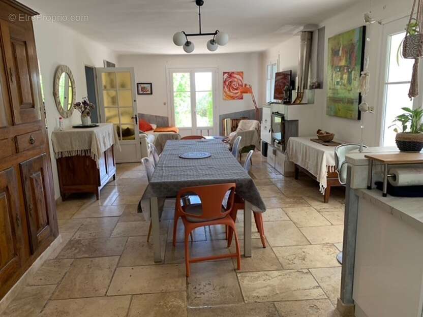 Maison à CAUMONT-SUR-DURANCE