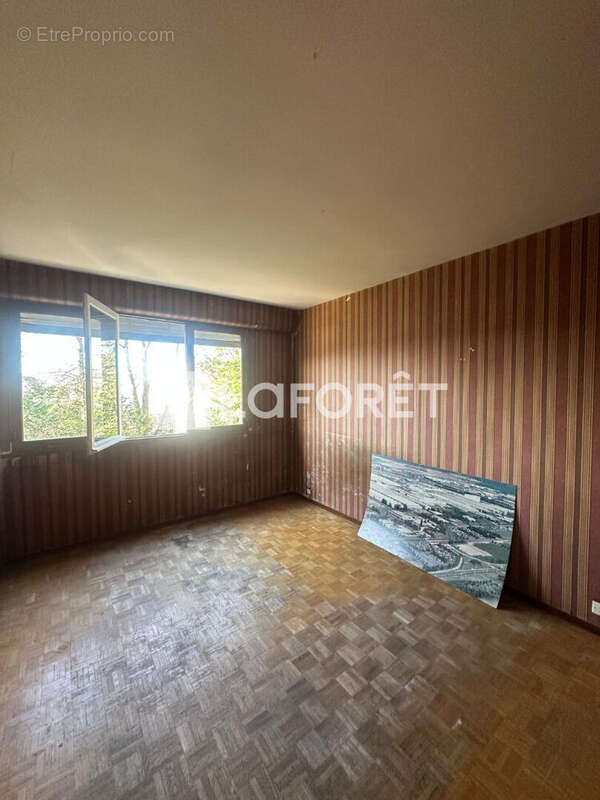 Appartement à VILLIERS-LE-BEL