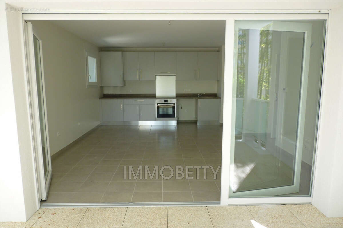 Appartement 59 m² à Pau  - photo 2