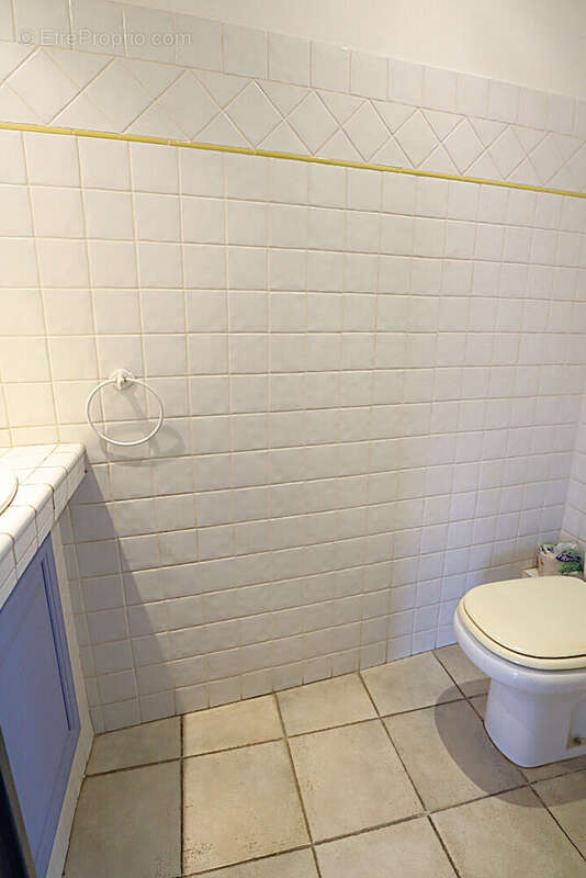 Appartement à ROQUEBRUNE-SUR-ARGENS