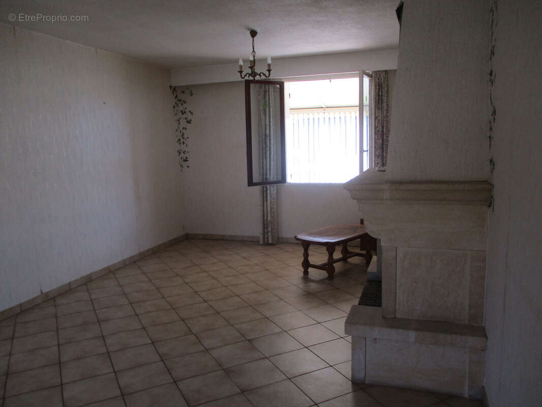 Maison à CEAUX-EN-COUHE