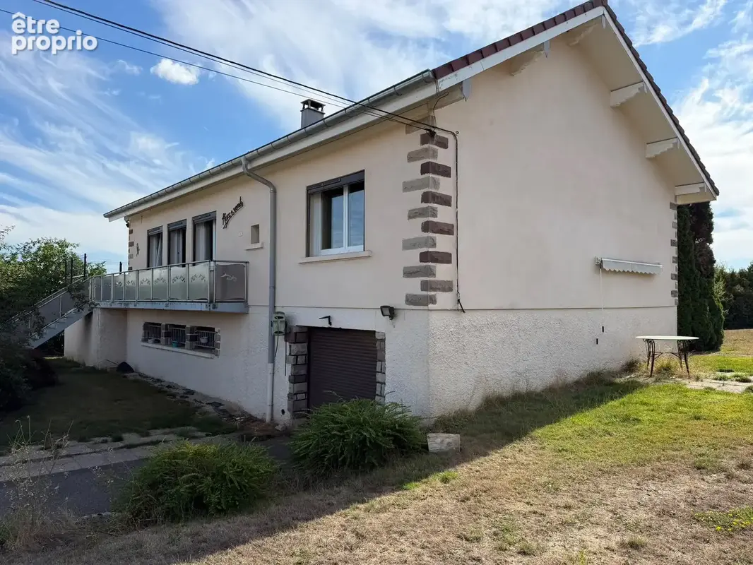 Vente propriété, pavillon +  bâtiment de 700 m2 env sur terrain de 2,12 ha LURE - photo 5