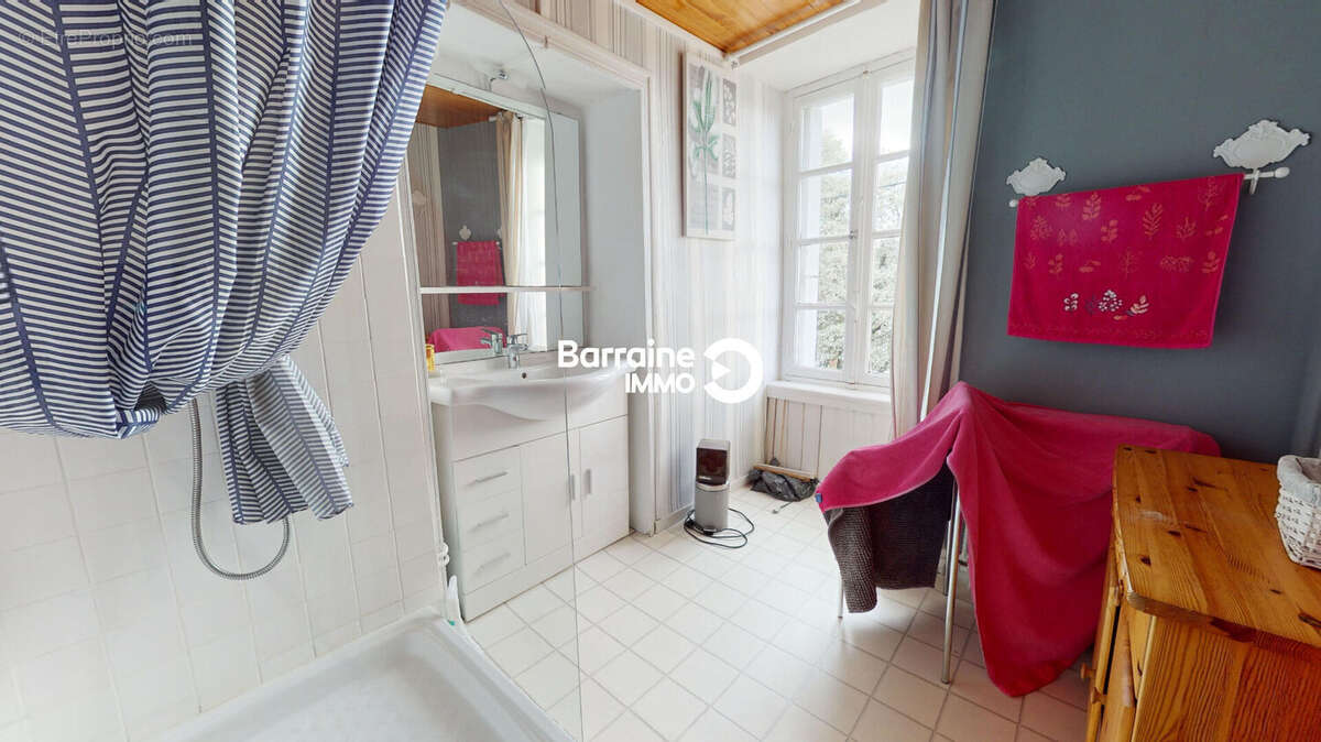 Maison à PLOUIGNEAU