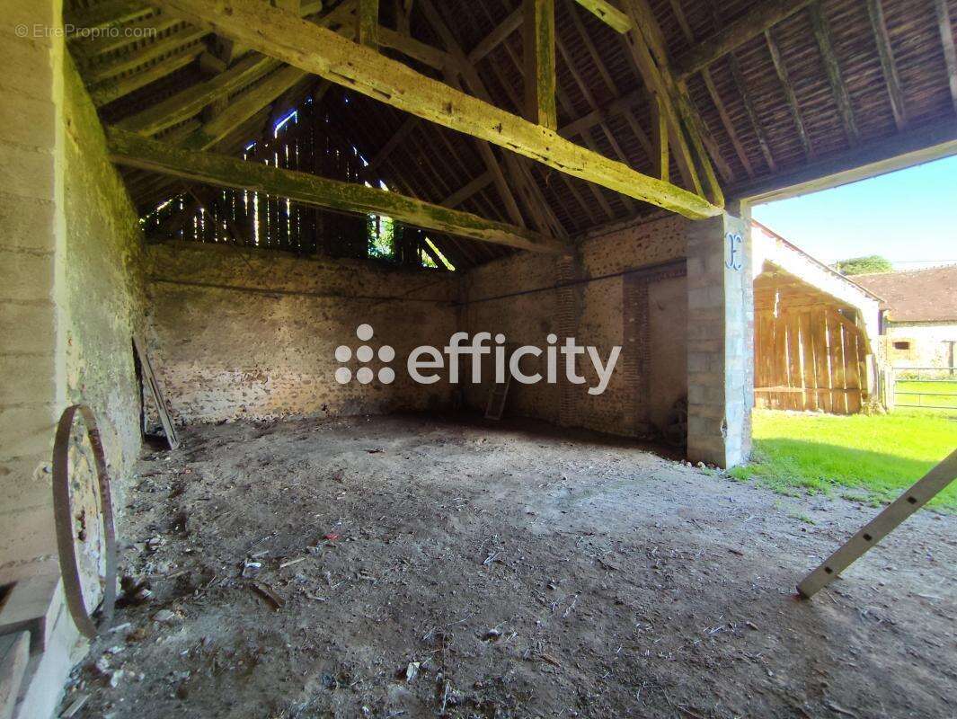 Maison à SAINT-MAURICE-LES-CHARENCEY