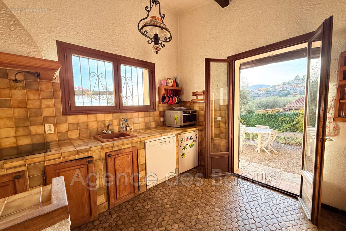 Maison à SAINT-JEANNET