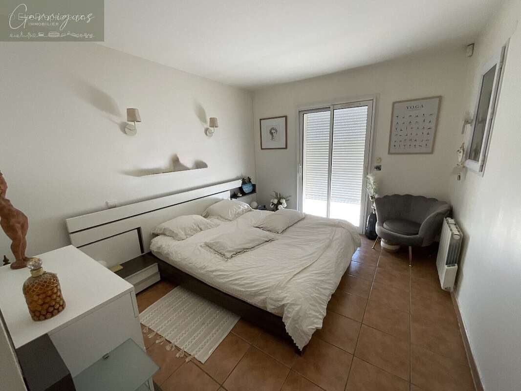 Nîmes, villa 4 pièces. - photo 9