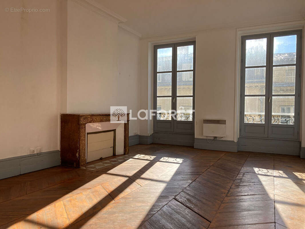 Appartement à BORDEAUX