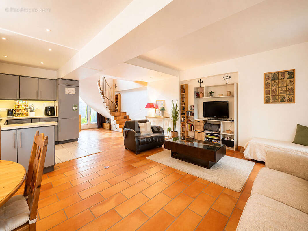Maison 118m² à dammarie-les-lys - photo 3