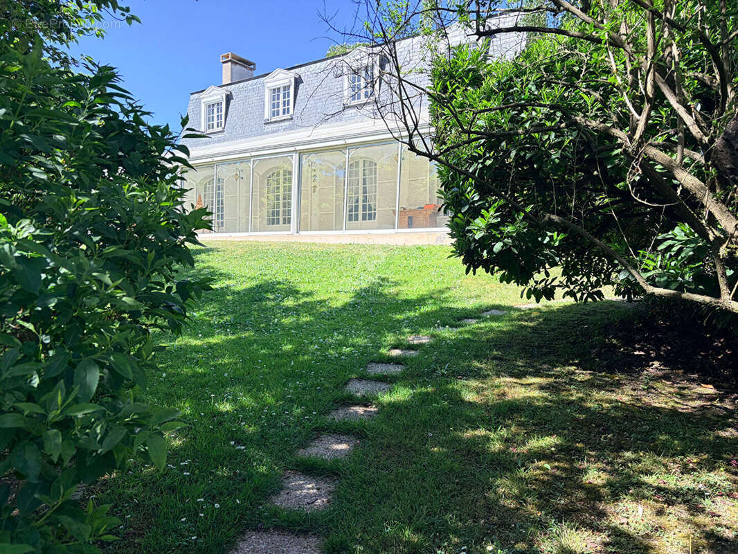 Maison Maisons Laffitte 8 pièce(s) 180 m2 - photo 17