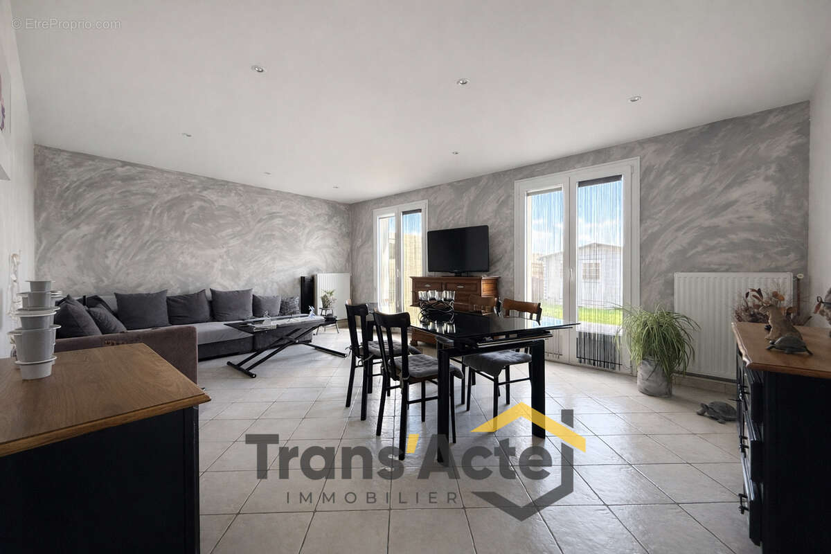 Plain-pied individuel avec garage - photo 5
