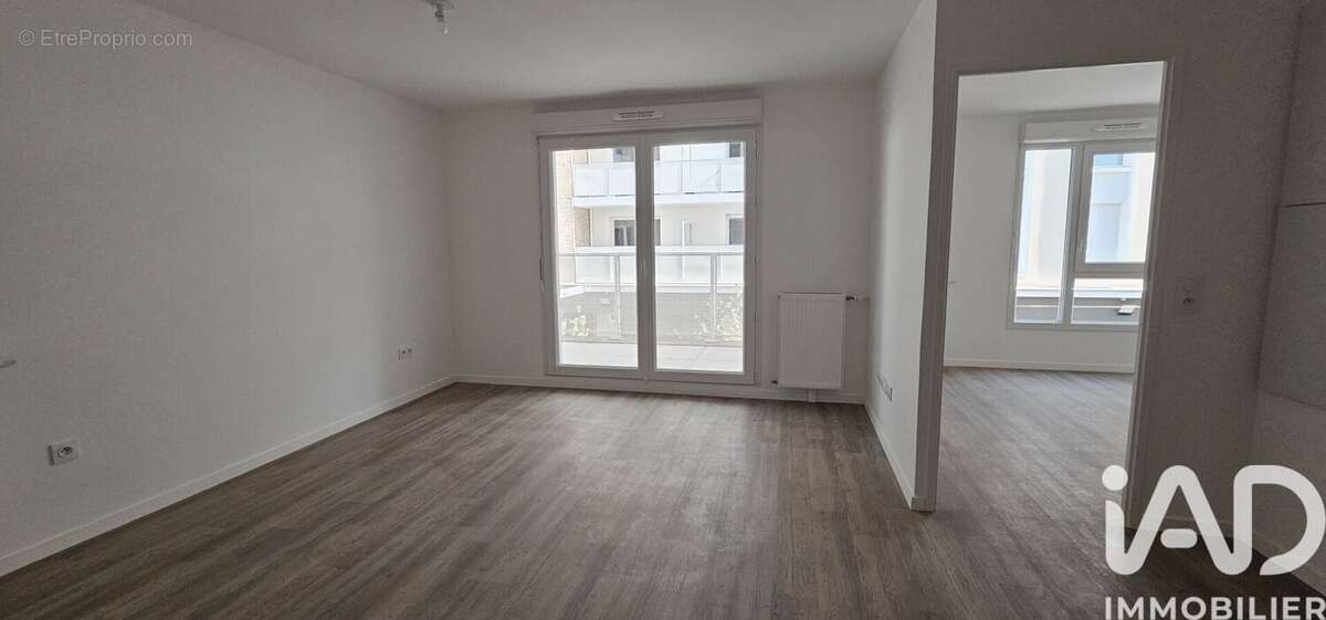 Photo 3 - Appartement à VILLENEUVE-SAINT-GEORGES