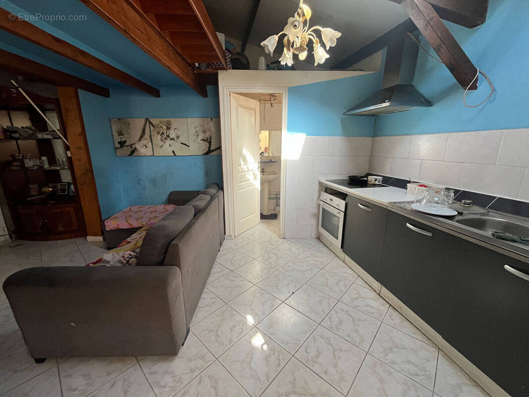 Appartement à MARSEILLE-15E