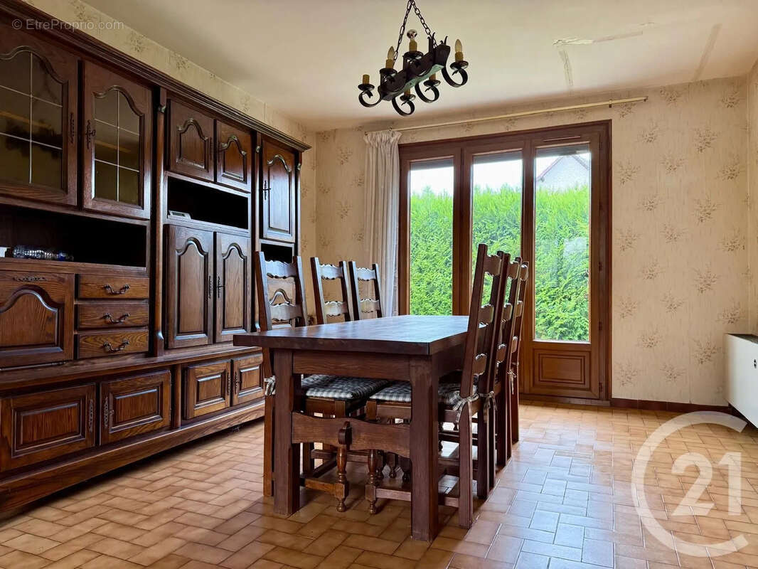 Maison à ANET