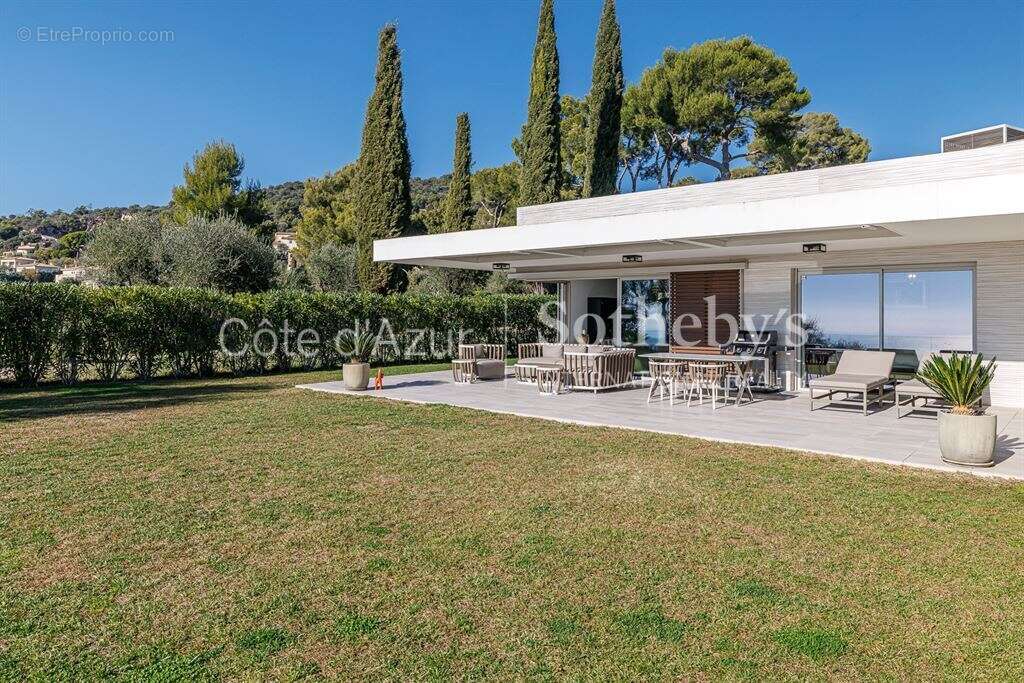 Villa appartement à Nice Gairaut, vue mer panoramique et domaine privé de prestige - photo 2