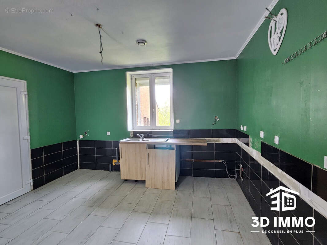 Maison 195 m² à Taisnieres-En-Thierache  - photo 7