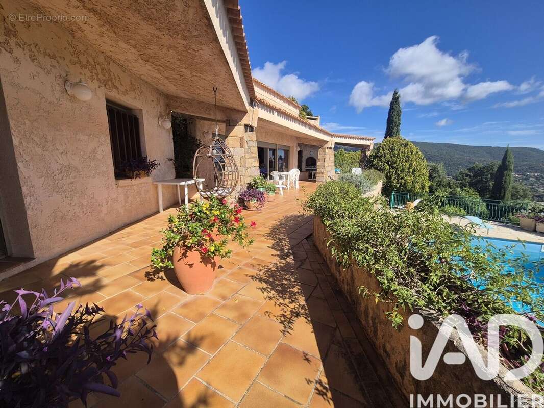 Photo 2 - Maison à CAVALAIRE-SUR-MER