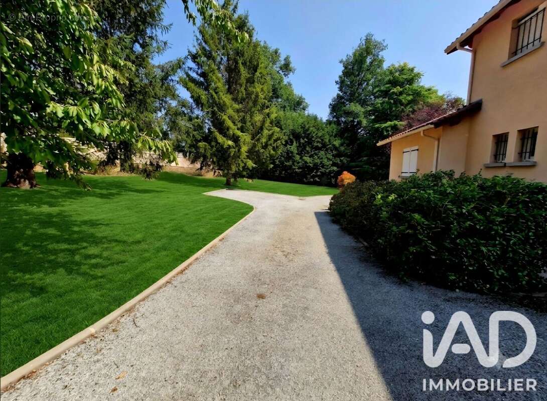 Maison 151 m² à Bellac  - photo 5