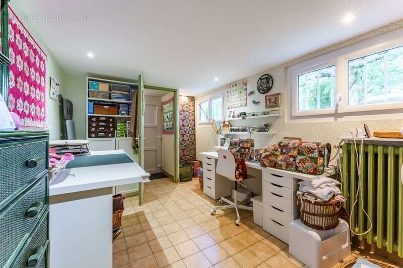 Maison à vendre 8 pièces SAINT CYR SUR LOIRE (37) - photo 12