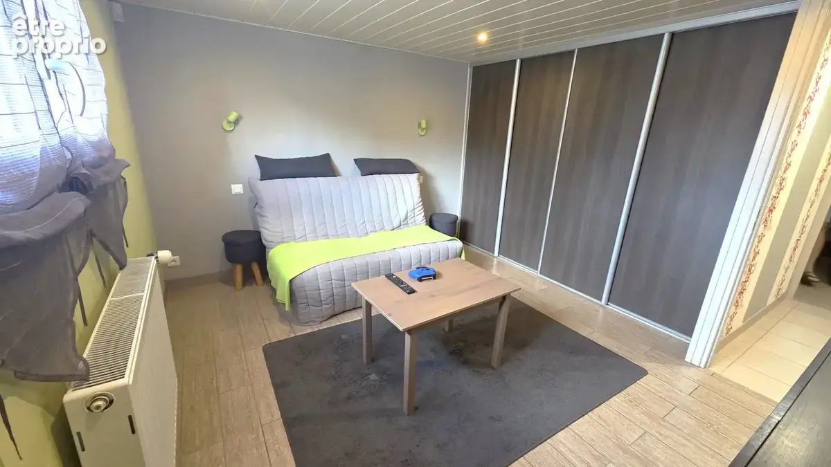 Maison en plein coeur de LA VILLE AUX DAMES - photo 8