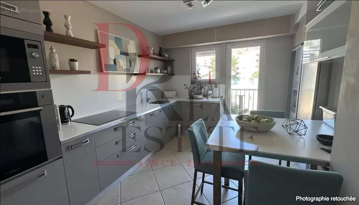 Appartement à LE CANNET