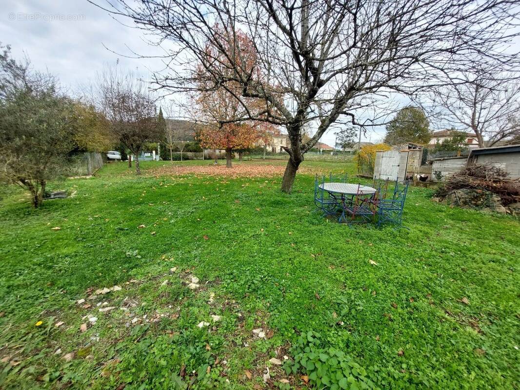 20251119141845 - Terrain à SAINT-MARTORY