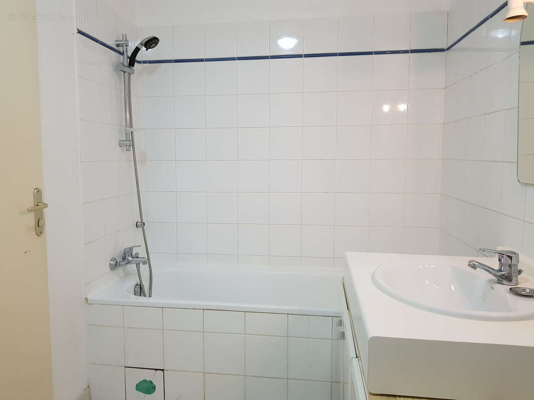 Appartement à MARSEILLE-3E