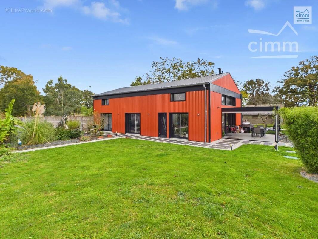 Maison à LES BRULAIS