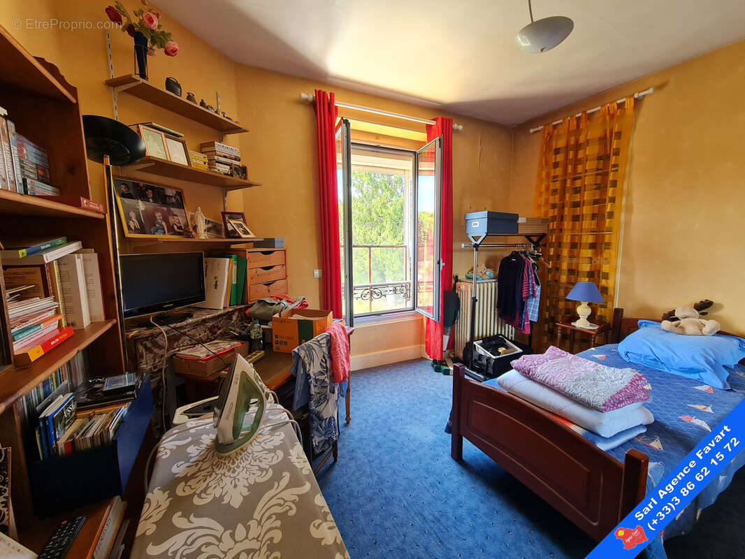 Ensemble immobilier rare avec maison bourgeoise et habitation indépendante - photo 8