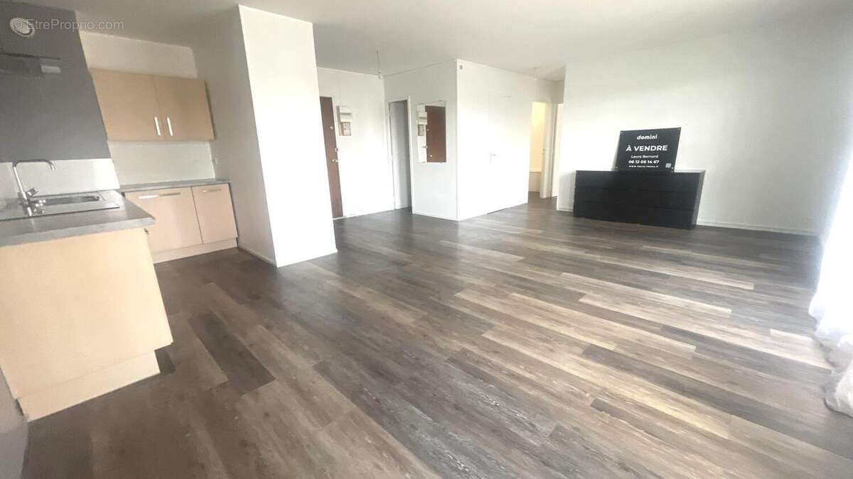 Appartement à LES MUREAUX